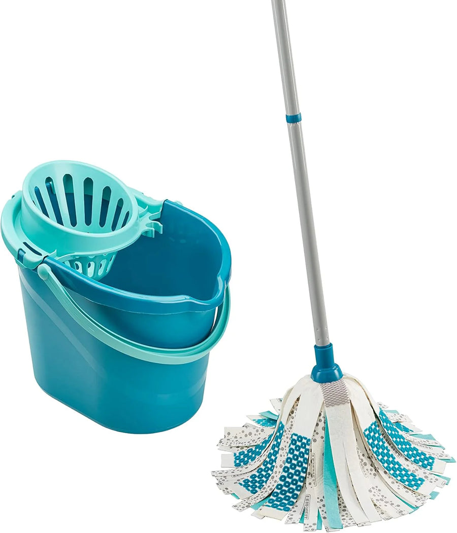 The all-in-one vacuum and mopping machine has dimensions of 45×35×120 centimeters and a capacity of 8 liters.
