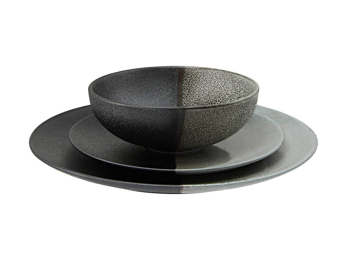 Maxwell & Williams Umi Porcelain Dinnerware Set, Serves 4, 12-pc, 2-Tone Reactive Glaze