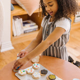 Melissa & Doug Slice N' Bake Playset, Ages 3+ image 6