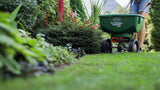 Scotts Turf Builder Deluxe Edgeguard Broadcast Spreader, 15,000 sq. ft. image 6