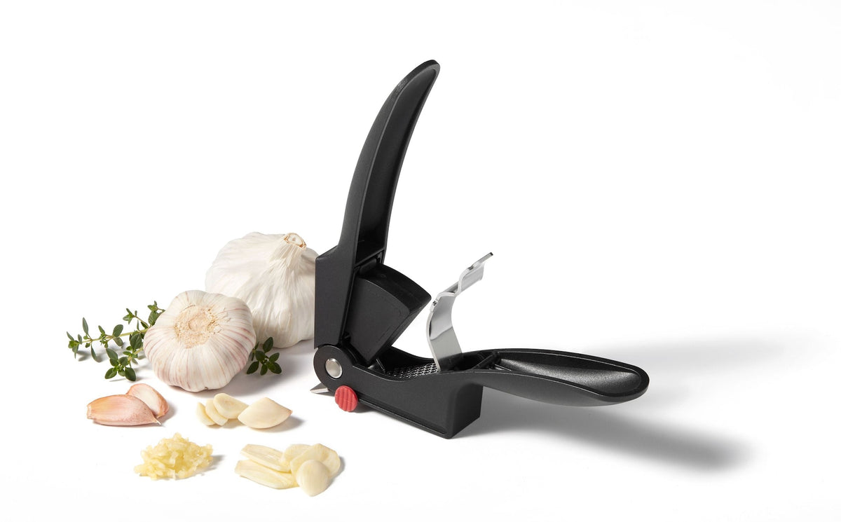 Starfrit 3-in-1 Dishwasher Safe Garlic Press with Scraper